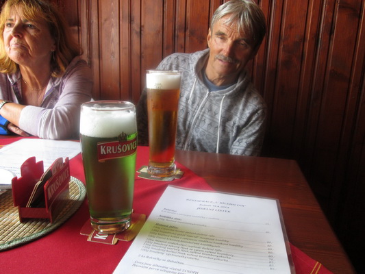 zelené pivo v Dobříši